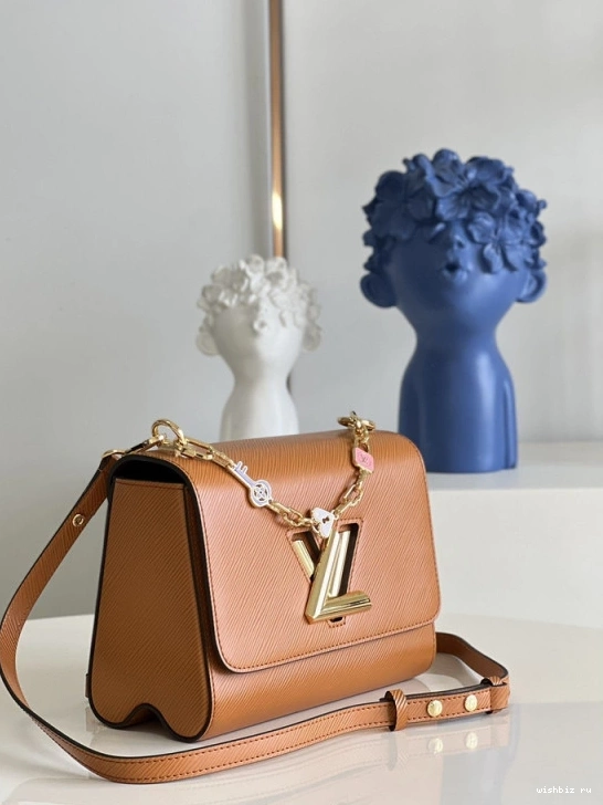 WIS LOUIS VUITTON MM TWIST 0214